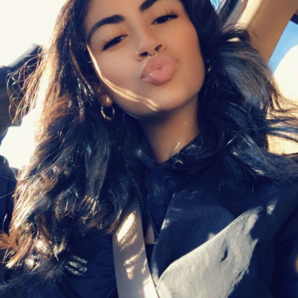 Meet your Posher, Tiffany